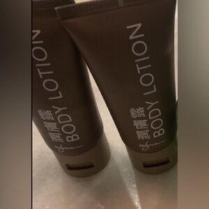 2 x NEW unused bottles of Wynn Lotion